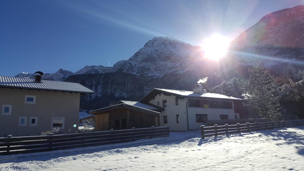 Pension Lischenhof Ehrwald Luaran gambar